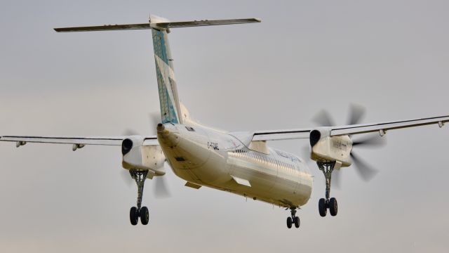 de Havilland Dash 8-400 (C-FQWE)
