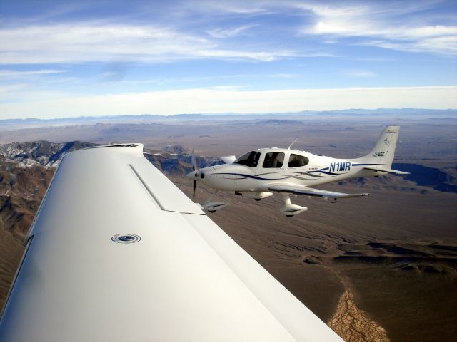 Cirrus SR-22 (N1MR)