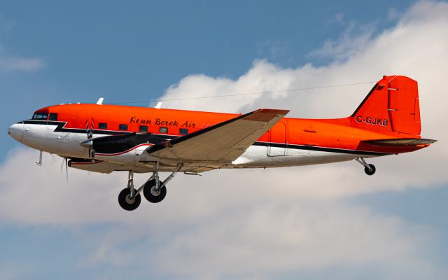 Douglas DC-3 (turbine) (C-GJKB)