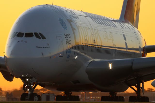 Airbus A380-800 (A6-EEP)