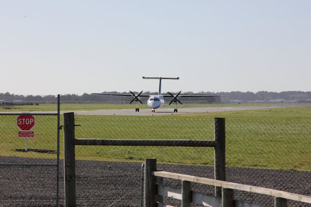 de Havilland Dash 8-300 (ZK-NEF) - Air New Zealand (Mount Cook Airlines)  flight leaves Invercargill to return to Wellington. RLK809