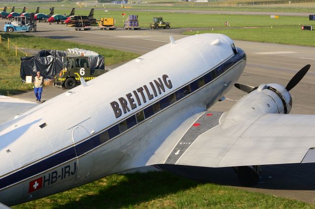 Douglas DC-3 (HB-IRJ)