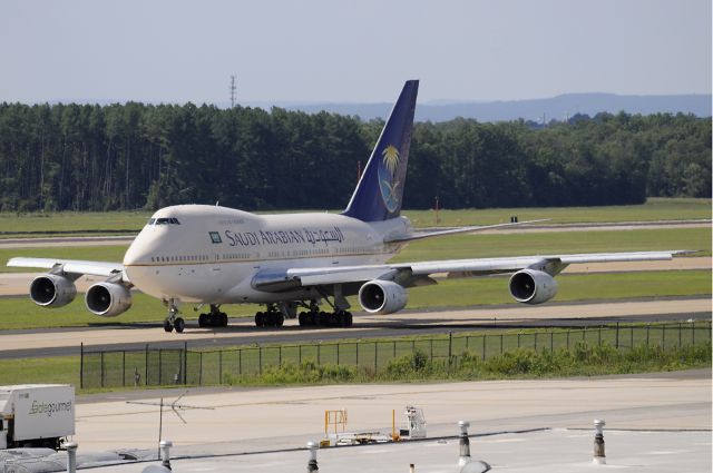 BOEING 747SP (HZ-AIF) - Seen at KIAD on 8/7/2009.  Thanks to FlightAware alerts for giving me plenty of time to catch this one.      a href=http://discussions.flightaware.com/profile.php?mode=viewprofile&u=269247  Profile/a