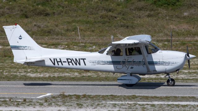 Cessna Skyhawk (VH-RWT)