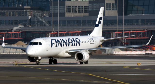 Embraer ERJ-190 (OH-LKO)