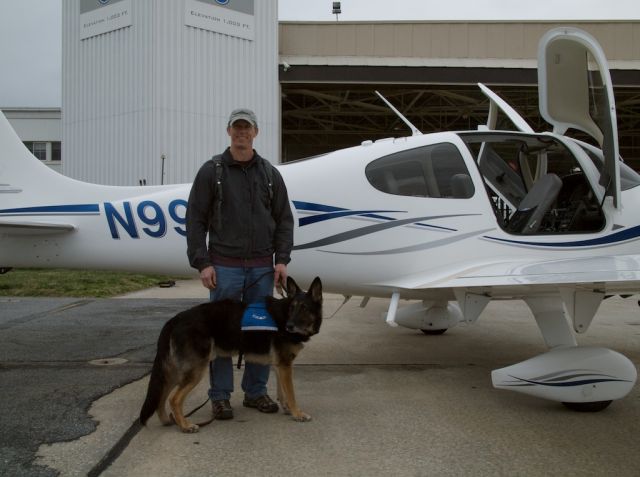 Cirrus SR-22 (HRF8CD) - Hero Flight (Veterans Airlift Command) for Herco and Mark Vormund.