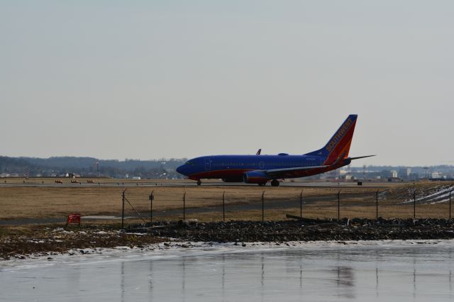 Boeing 737-700 (N789SW)