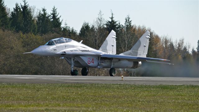 MIKOYAN MiG-33 (N29UB) - Flying Heritage Collections MIG-29UB (Ser#50903014896) begins its takeoff roll on Rwy 34L on 11/14/14.