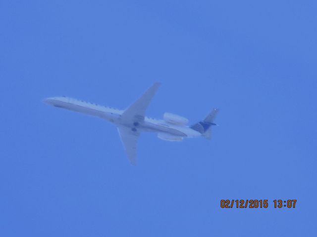 Embraer ERJ-145 (N12996) - United Express flight 6045 from TUL to ORD over Southeastern Kansas at 20,000 feet.