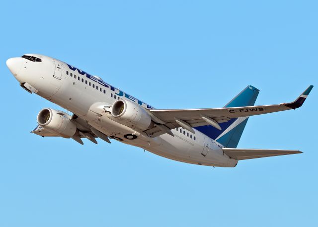 Boeing 737-700 (C-FJWS)