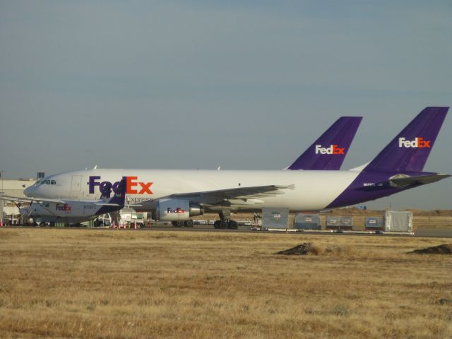 Airbus A300F4-600 (N658FE)