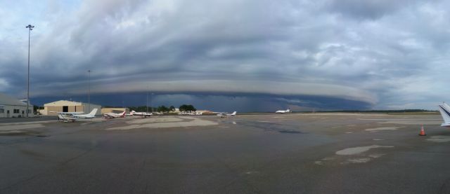 Cessna Skylane (N759QL) - A storm rolling into TLH from the east.