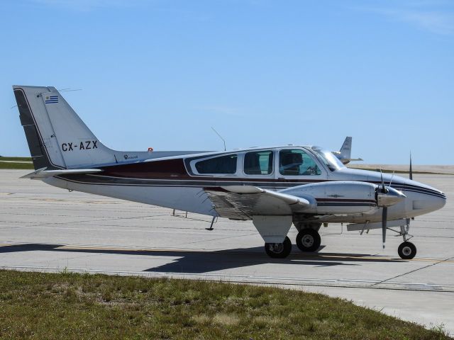 Beechcraft Baron (58) (CX-AZX)