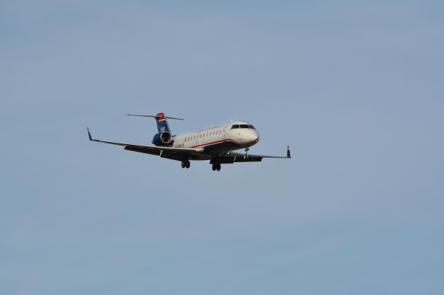 Canadair Regional Jet CRJ-200 (N249PS)