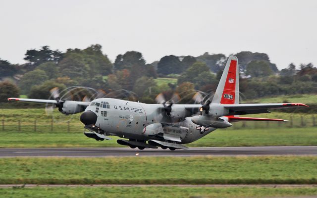 Lockheed C-130 Hercules (83-0493) - "rch937" usaf new york air guard lc-130h skibird 83-0493 dep shannon 23/9/17.