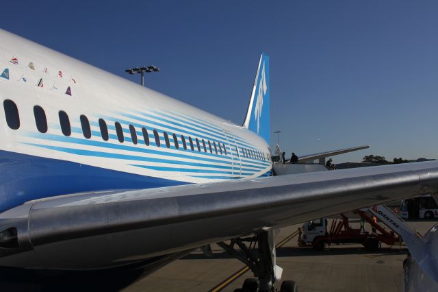 Boeing 787-8 (N787BX)