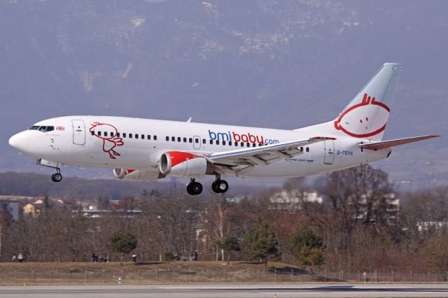 BOEING 737-300 (G-TOYH)