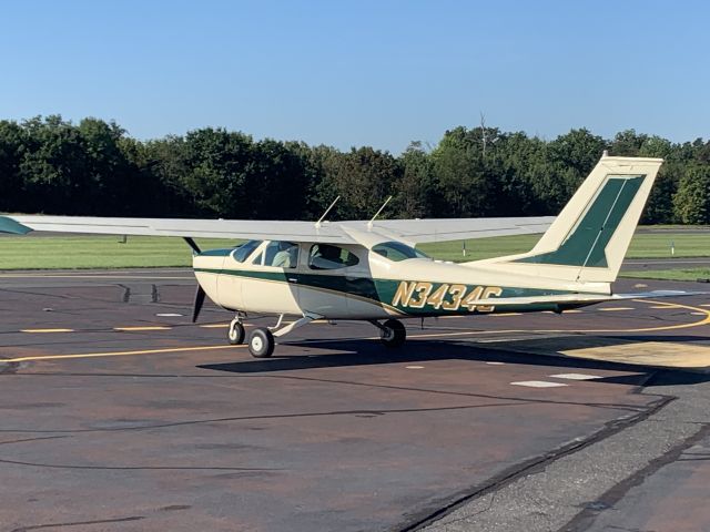 Cessna Cardinal (N34346) - N34346 (C177) arriving at Quakertown Airport (KUKT)br /Photo Date: September 11, 2021