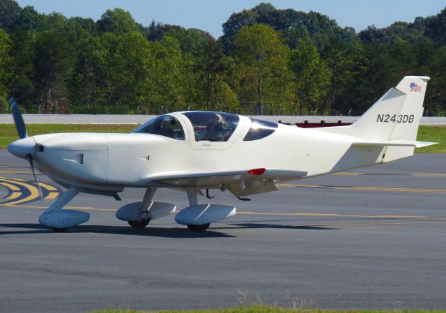 STODDARD-HAMILTON Glasair (N243DB)