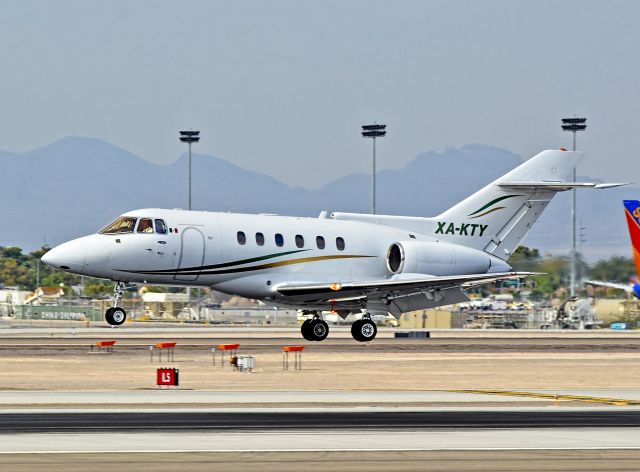 Hawker 800 (XA-KTY) - XA-KTY 1984 British Aerospace BAe-125-800A C/N 258004  Las Vegas - McCarran International (LAS / KLAS) USA - Nevada, August 16, 2012 Photo: Tomás Del Coro