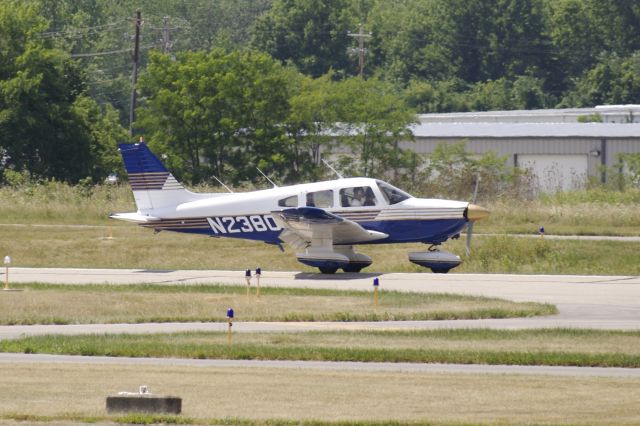 Piper Cherokee (N2380M)