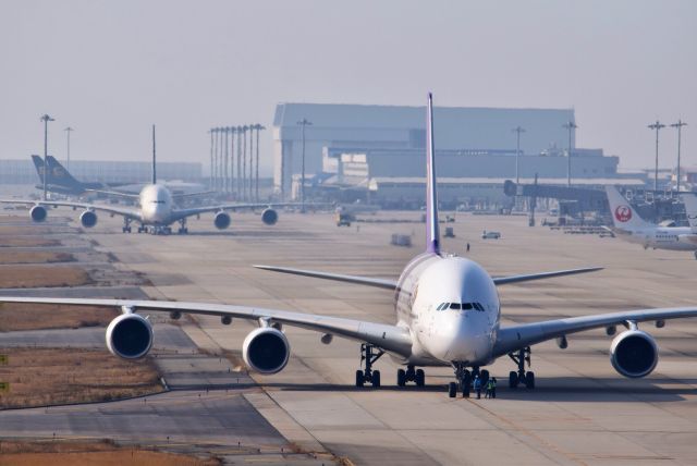 Airbus A380-800 (HS-TUD)