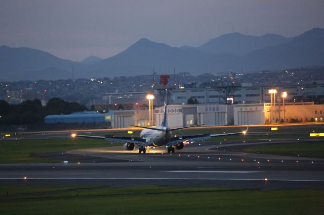 Boeing 737-800 (JA66AN)