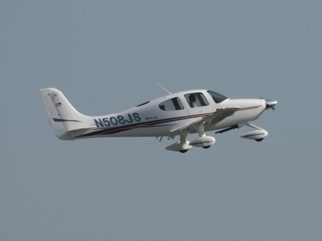 Cirrus SR-20 (N508JS)