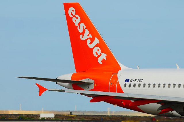 Airbus A319 (G-EZGI)