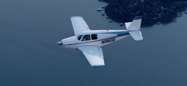 N1960D — - Beautiful evening flying over the Beaver Lakes just outside of Springdale Arkansas!ð¤©