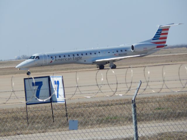 Embraer ERJ-145 (N664MS)