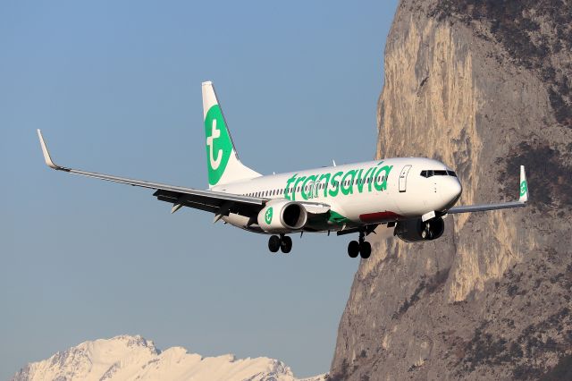 Boeing 737-800 (PH-HXA)