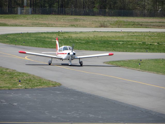 Piper Cherokee (N2674T)