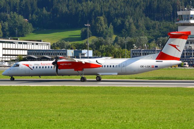 de Havilland Dash 8-400 (OE-LGK)