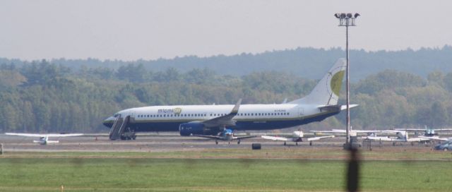 Boeing 737-800 (N742MA) - Sports charter