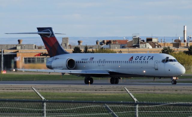 Boeing 717-200 (N948AT) - 717 departing runway 32