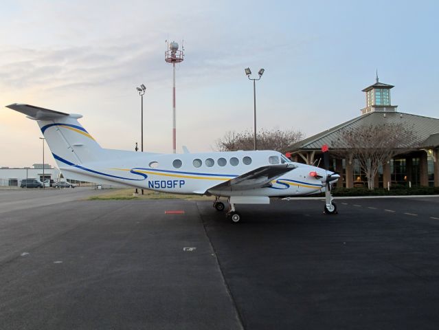 Beechcraft Beechjet (N509FP) - Very nice 200.