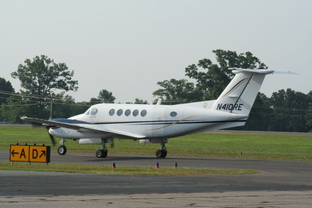 Beechcraft Super King Air 200 (N410RE)