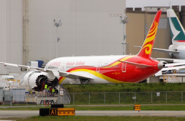 Boeing 787-8 (B-2728) - Hainan Airlines B-2728 on the Boeing Everett flightline April 13, 2013.