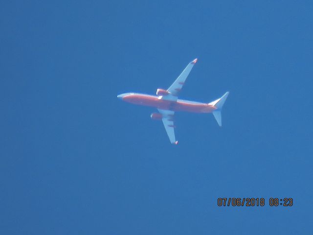 Boeing 737-800 (N8606C)