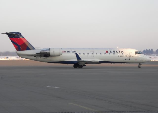 Canadair Regional Jet CRJ-200 (N675BR)