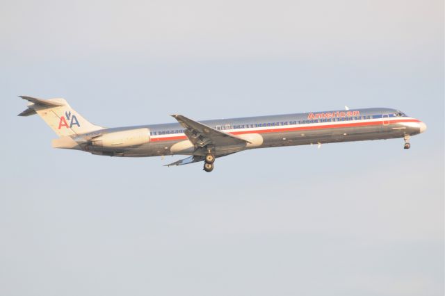 McDonnell Douglas MD-82 (N7550)