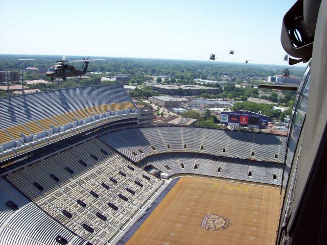 — — - Waypoint: Tiger Stadium, LSU, Baton Rouge, La. Louisiana National Guard UH-60 Blackhawks en route leaving Hammond LA flying over Baton Rouge on their way to Fort Sill, OK.