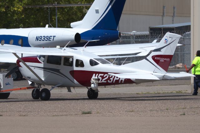 Cessna 206 Stationair (N523PH)