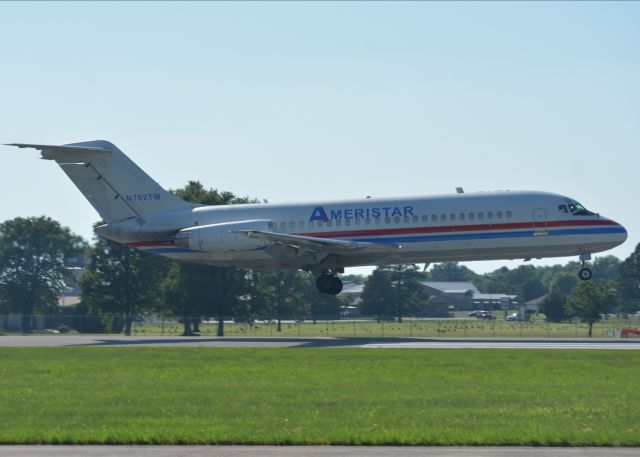 Douglas DC-9-10 (N782TW)