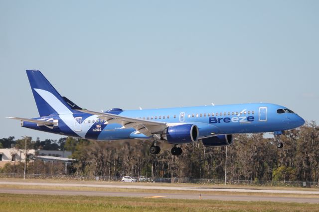Airbus A220-300 (N211BZ) - MXY747 CAN-RSW 12/4/24