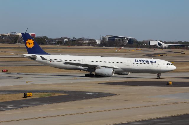 Airbus A330-300 (D-AIKN)