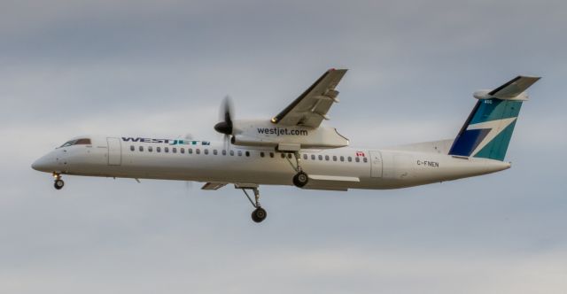 de Havilland Dash 8-400 (C-FNEN)