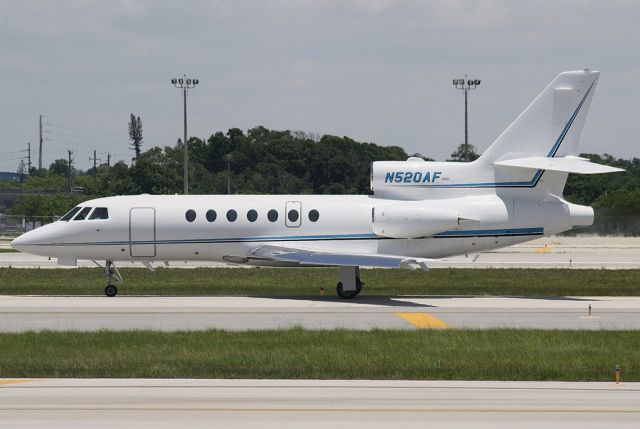 Dassault Falcon 50 (N520AF)