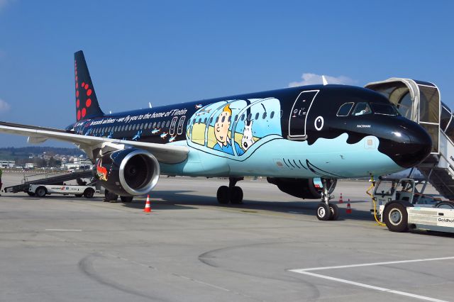 Airbus A320 (OO-SNB) - Brussels Airlinesbr /A320 (Tintin comics Livery)